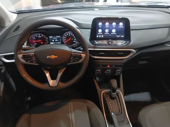 CHEVROLET-TRACKER-2022
