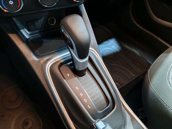 CHEVROLET-TRACKER-2022