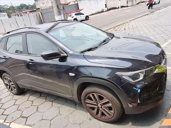 CHEVROLET-TRACKER-2023