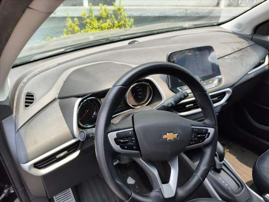 CHEVROLET-TRACKER-2023