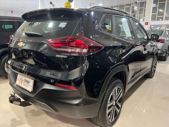 CHEVROLET-TRACKER-2023