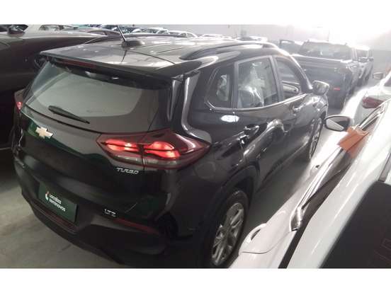 CHEVROLET-TRACKER-2024