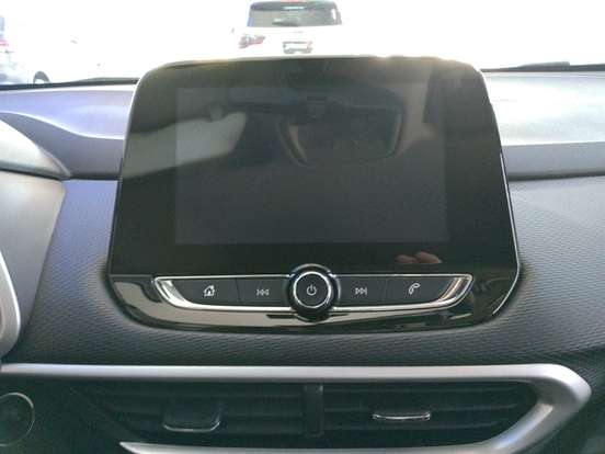 CHEVROLET-TRACKER-2023