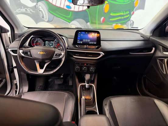 CHEVROLET-TRACKER-2024