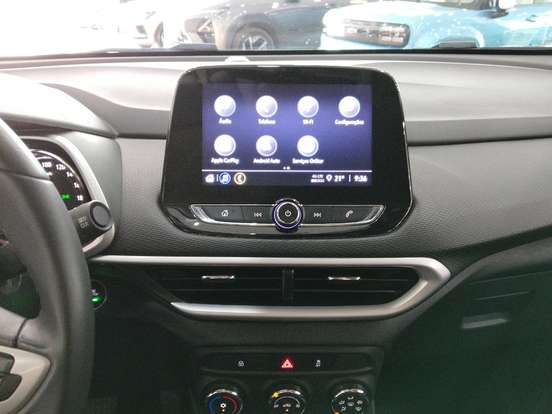 CHEVROLET-TRACKER-2023
