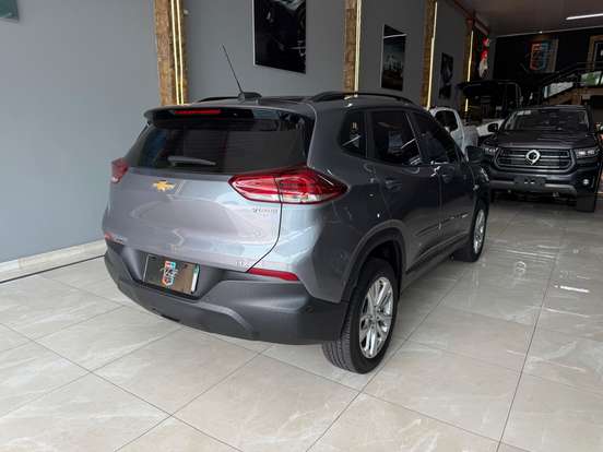 CHEVROLET-TRACKER-2022
