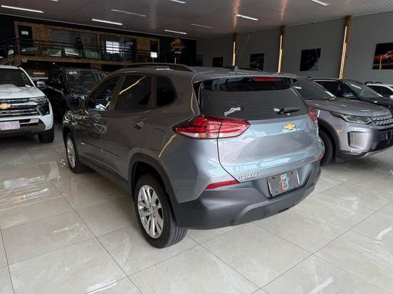 CHEVROLET-TRACKER-2022