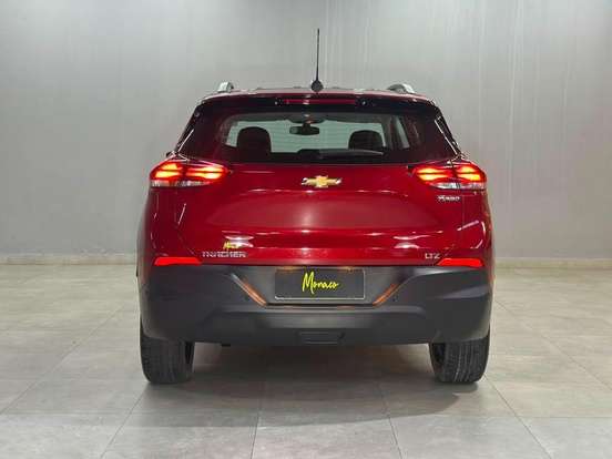 CHEVROLET-TRACKER-2021