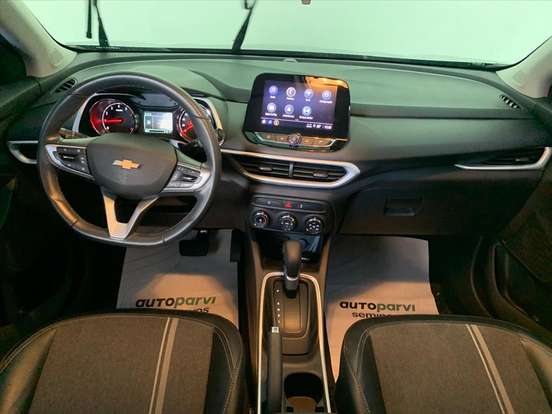 CHEVROLET-TRACKER-2023