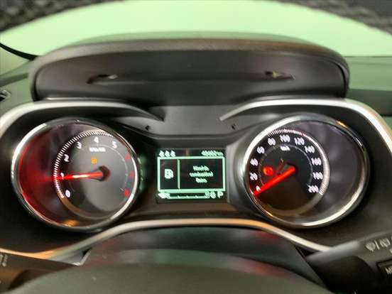 CHEVROLET-TRACKER-2023