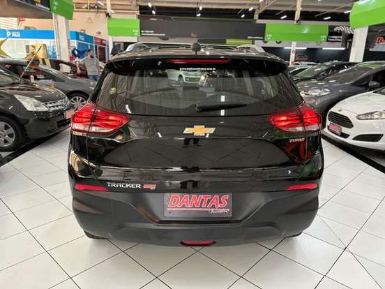 CHEVROLET-TRACKER-2020