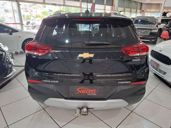 CHEVROLET-TRACKER-2020