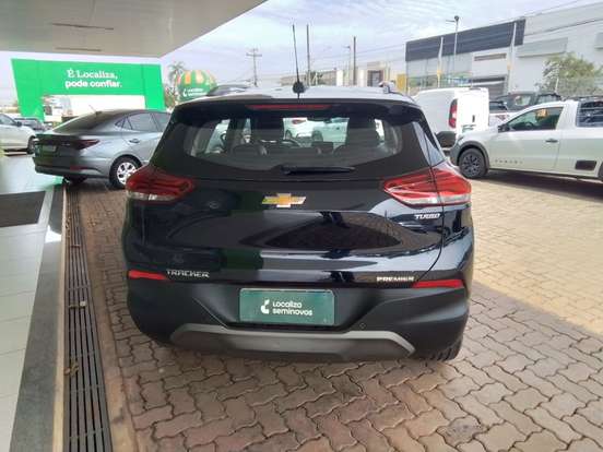 CHEVROLET-TRACKER-2023