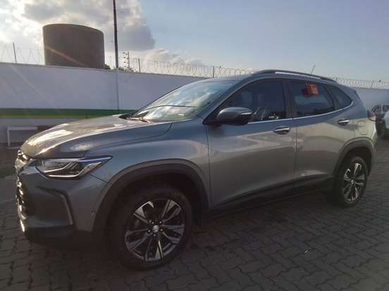 CHEVROLET-TRACKER-2023