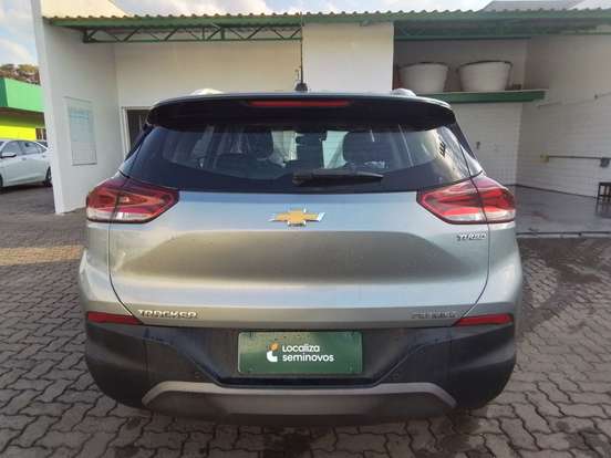 CHEVROLET-TRACKER-2023