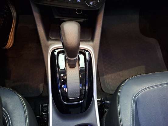 CHEVROLET-TRACKER-2024