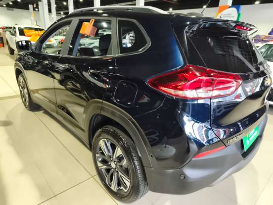 CHEVROLET-TRACKER-2023