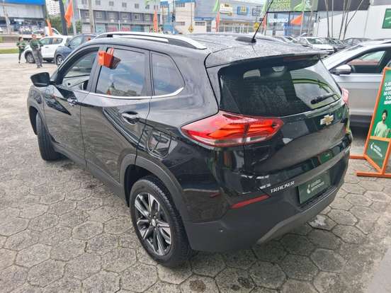CHEVROLET-TRACKER-2024