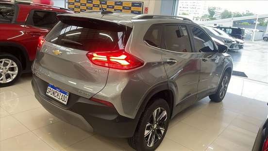 CHEVROLET-TRACKER-2024