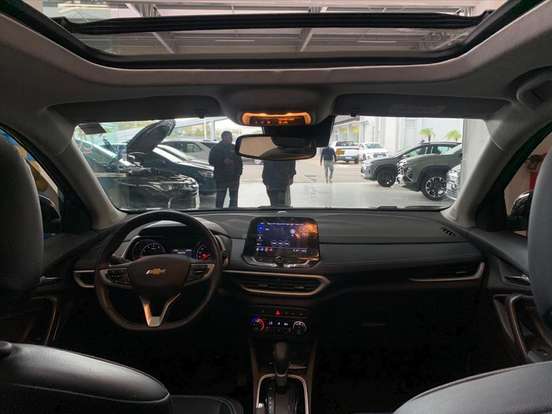 CHEVROLET-TRACKER-2024