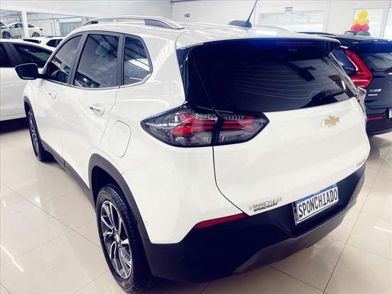 CHEVROLET-TRACKER-2025