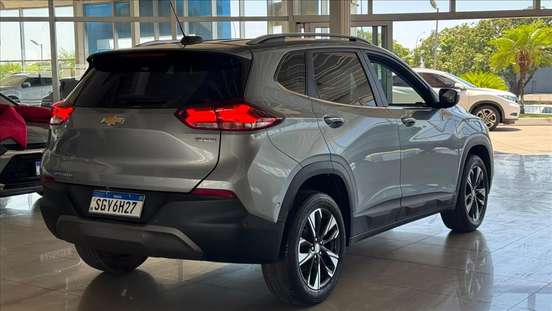 CHEVROLET-TRACKER-2023