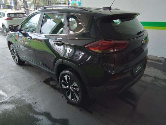 CHEVROLET-TRACKER-2025