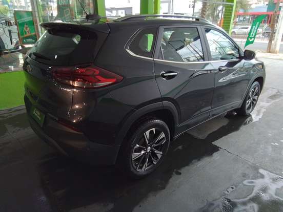 CHEVROLET-TRACKER-2025