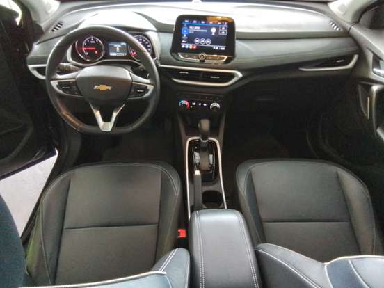 CHEVROLET-TRACKER-2025