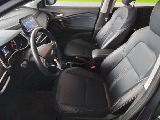 CHEVROLET-TRACKER-2025
