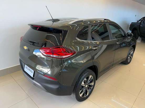 CHEVROLET-TRACKER-2023