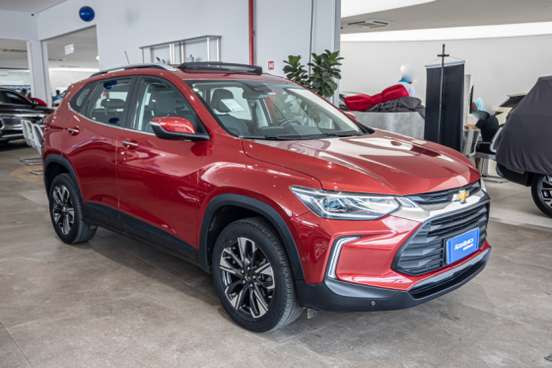 CHEVROLET-TRACKER-2023