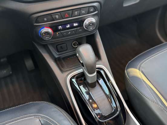 CHEVROLET-TRACKER-2020