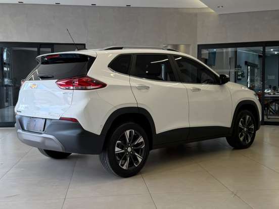 CHEVROLET-TRACKER-2024