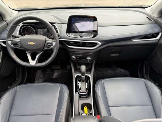 CHEVROLET-TRACKER-2025