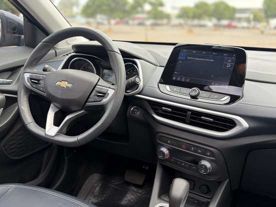 CHEVROLET-TRACKER-2025