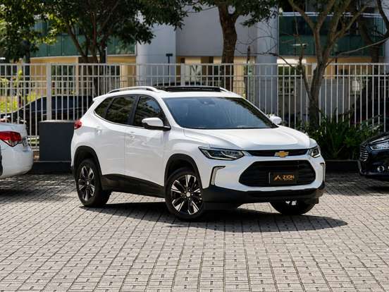 CHEVROLET-TRACKER-2023
