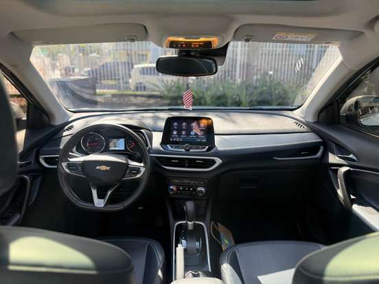 CHEVROLET-TRACKER-2023
