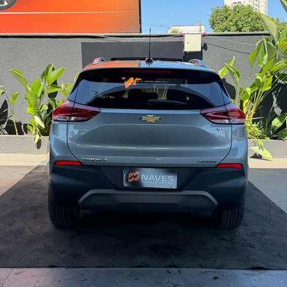 CHEVROLET-TRACKER-2024