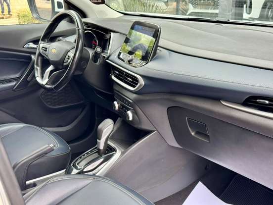 CHEVROLET-TRACKER-2021