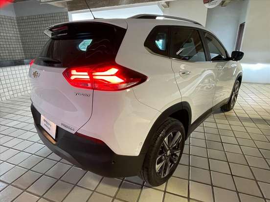 CHEVROLET-TRACKER-2022