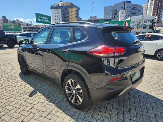 CHEVROLET-TRACKER-2025