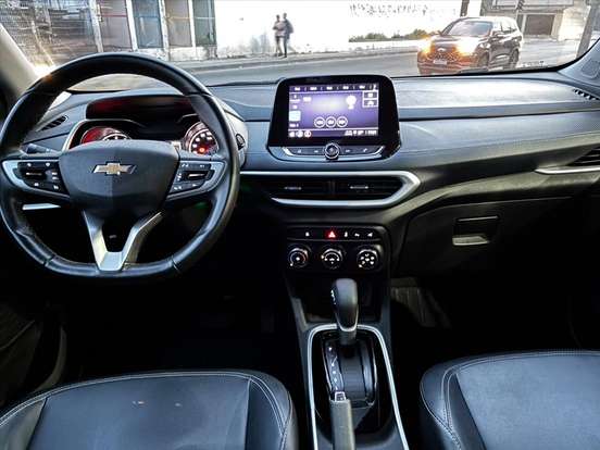 CHEVROLET-TRACKER-2022