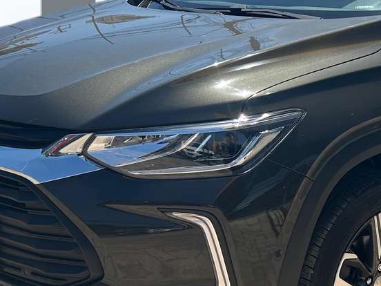 CHEVROLET-TRACKER-2023