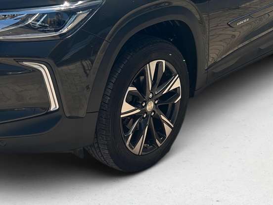 CHEVROLET-TRACKER-2023