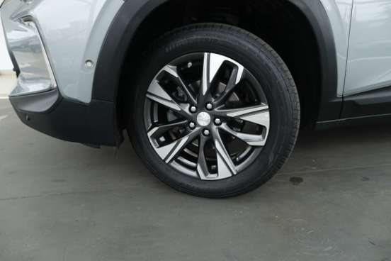 CHEVROLET-TRACKER-2024