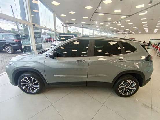 CHEVROLET-TRACKER-2025
