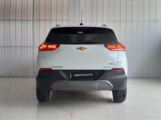 CHEVROLET-TRACKER-2023