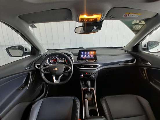 CHEVROLET-TRACKER-2023
