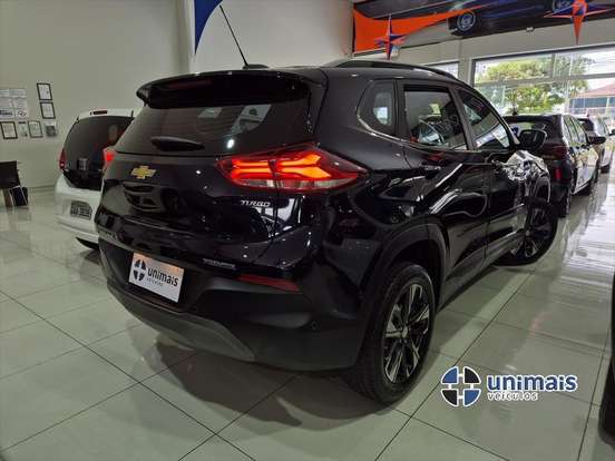 CHEVROLET-TRACKER-2023